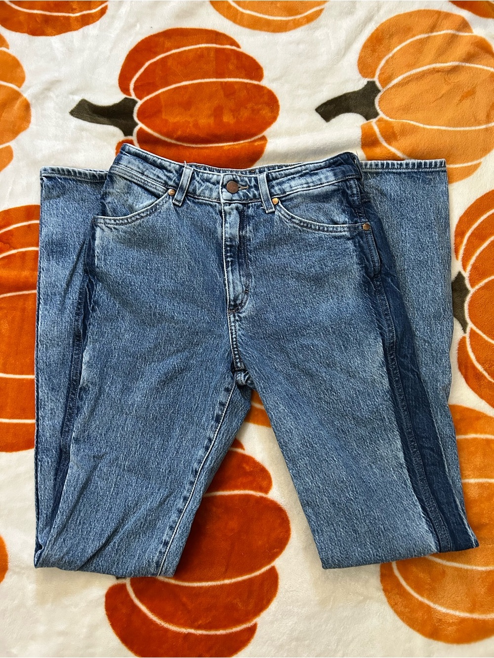 Wrangler Two-Tone Blue Denim Relaxed Straight Leg Jeans